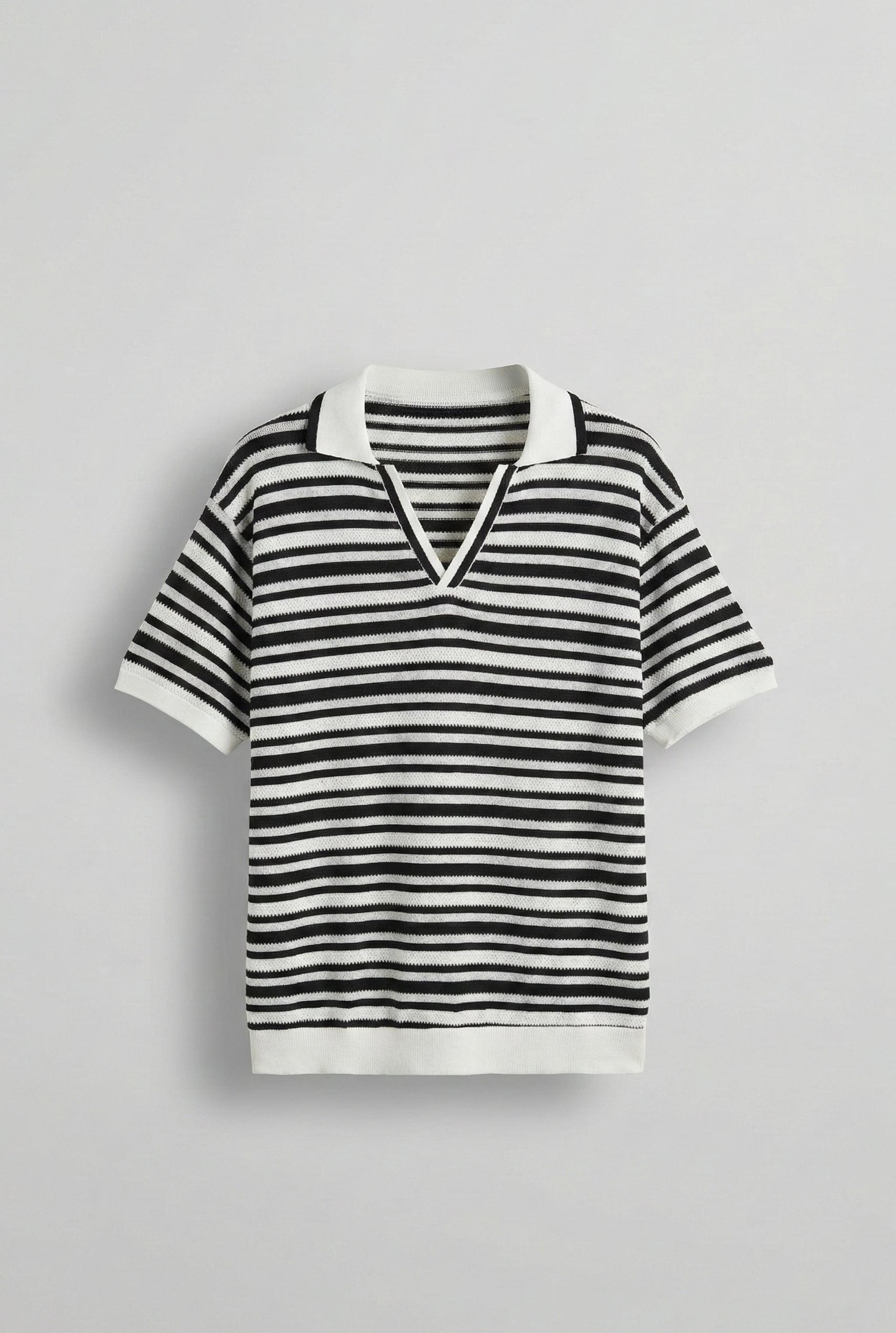 Erkek Oversize Yarım Pat Yaka Fileli Esnek T-Shirt Siyah Beyaz