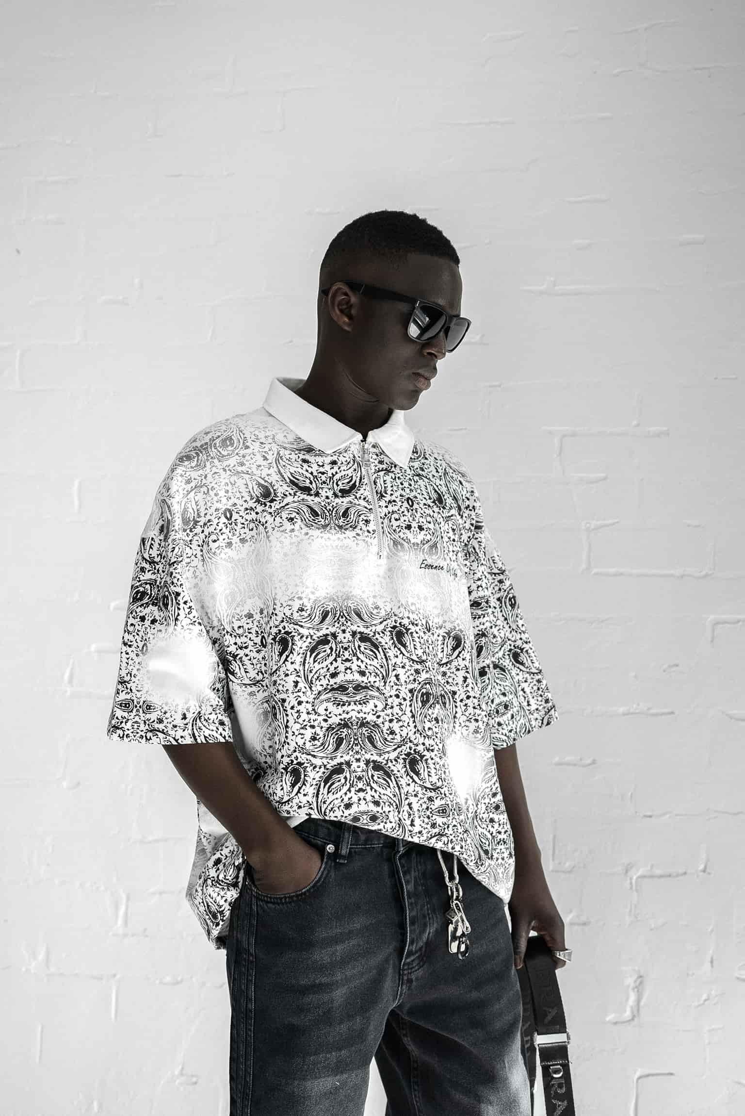 Erkek Polo Yaka Yarım Fermuarlı Baskılı T-Shirt Beyaz