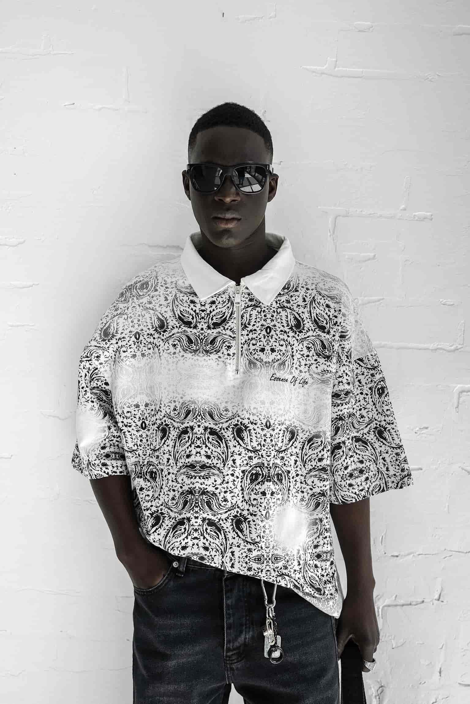 Erkek Polo Yaka Yarım Fermuarlı Baskılı T-Shirt Beyaz