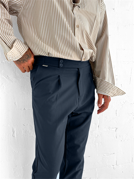 Erkek Ayarlanabilir Tokalı Pileli Kumaş Pantolon Lacivert