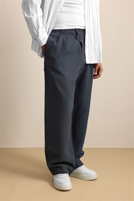 Erkek Baggy Fit Asimetrik Pileli Tencel Pantolon Füme