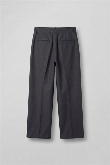 Erkek Baggy Fit Asimetrik Pileli Tencel Pantolon Füme