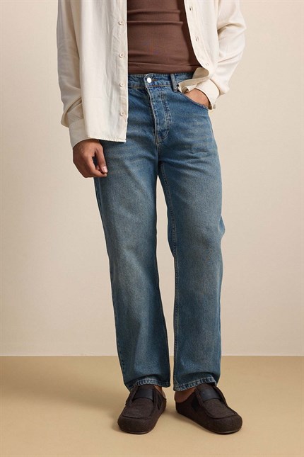 Erkek Baggy Fit Hafif Kontrast Yıkamalı Jean Pantolon Mavi