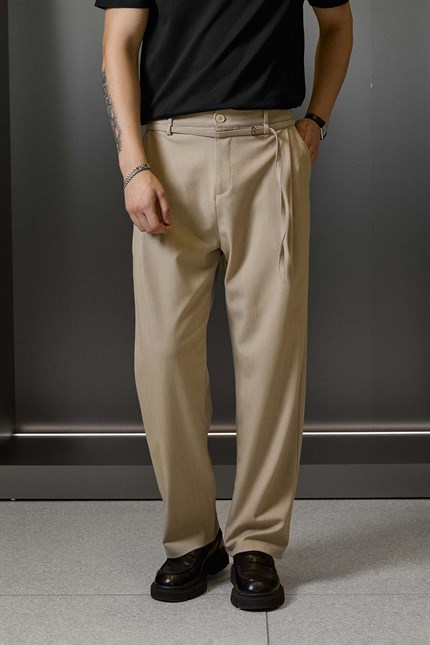 Erkek Baggy Fit Kemer Detaylı Gabardin Kumaş Pantolon Bej