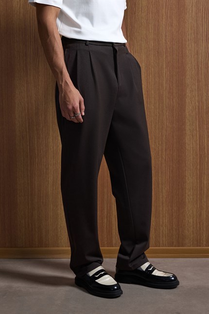 Erkek Baggy Fit Kumaş Pantolon Koyu Kahve