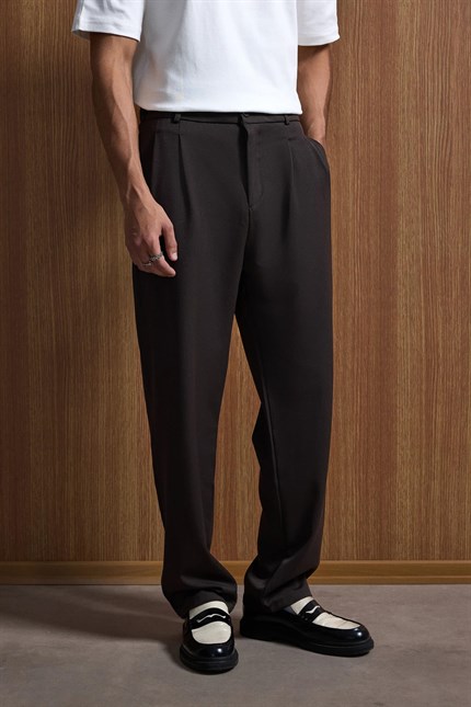 Erkek Baggy Fit Kumaş Pantolon Koyu Kahve