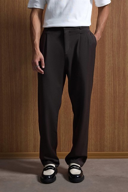 Erkek Baggy Fit Kumaş Pantolon Koyu Kahve
