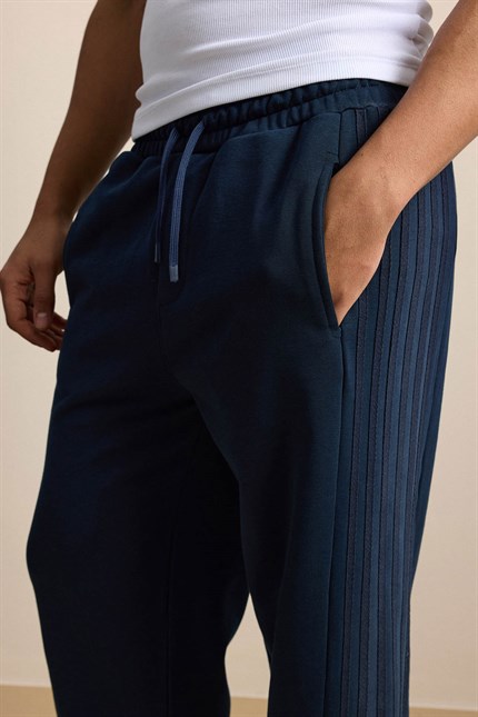 Erkek Baggy Fit Yan Şerit Fitilli Eşofman Altı Lacivert