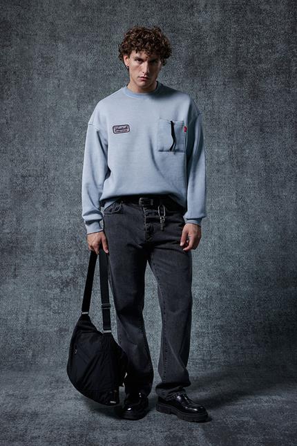 Erkek Bisiklet Yaka Cep Detaylı Sweatshirt Gri