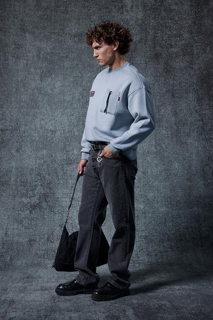 Erkek Bisiklet Yaka Cep Detaylı Sweatshirt Gri