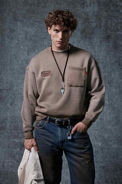 Erkek Bisiklet Yaka Cep Detaylı Sweatshirt Kahverengi