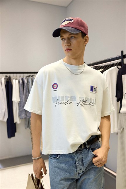 Erkek Boxy Fit %100 Pamuk Grafik Baskılı T-Shirt Ekru