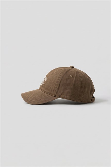 Erkek Casual Minimal Nakışlı Şapka Kahverengi