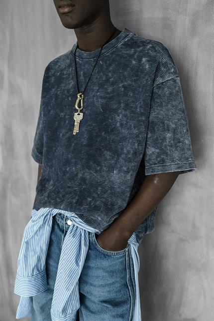 Erkek Desenli Waffle Kumaş Yıkamalı Oversize T-Shirt Mavi