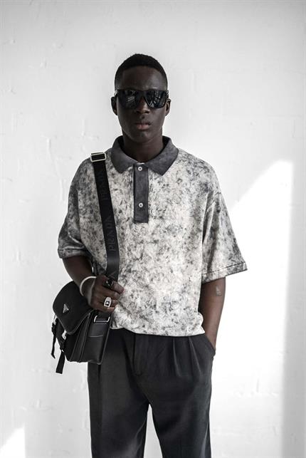 Erkek Düğmeli Polo Yaka Desenli Oversize Triko T-Shirt Siyah