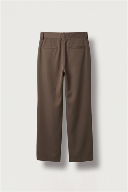 Erkek Flare Fit Dökümlü Kumaş Pantolon Kahverengi