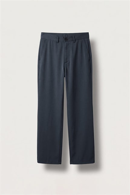 Erkek Flare Fit Dökümlü Kumaş Pantolon Lacivert