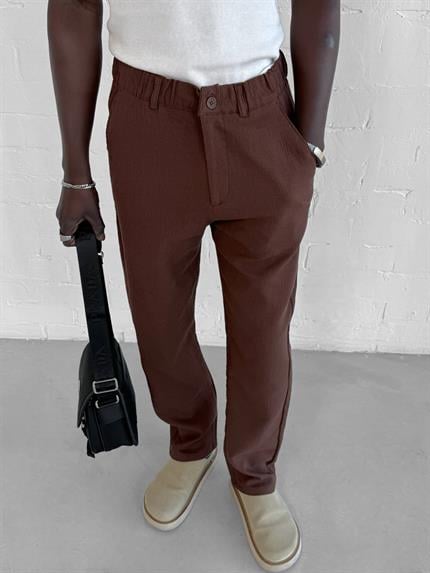 Erkek Gofre Kumaş Regular Fit Pantolon Kahverengi
