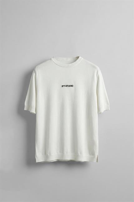 Erkek Kabartma Baskılı Esnek Regular Fit Triko T-Shirt Beyaz