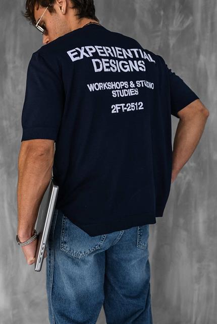 Erkek Kabartma Baskılı Esnek Regular Fit Triko T-Shirt Lacivert