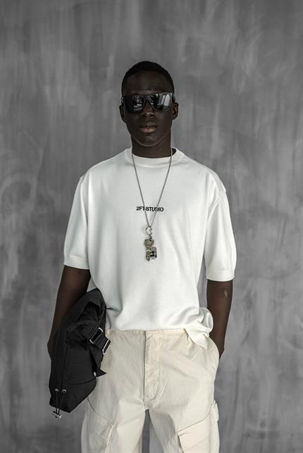 Erkek Kabartma Baskılı Esnek Regular Fit Triko T-Shirt Beyaz