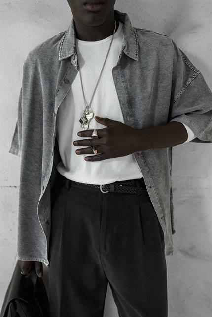 Erkek Kısa Kollu Desen Baskılı Yıkamalı Oversize Gömlek Gri