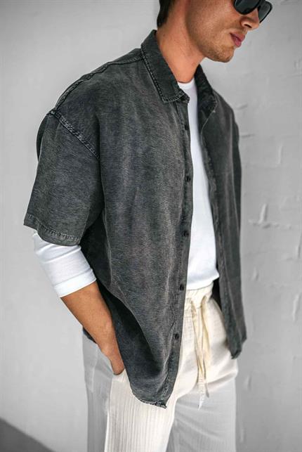 Erkek Kısa Kollu Desen Baskılı Yıkamalı Oversize Gömlek Siyah