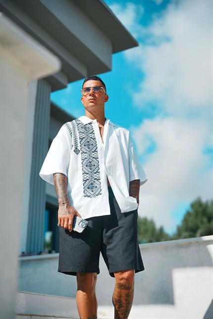 Erkek Nakış Desenli Kısa Kollu Süper Oversize Gömlek Beyaz