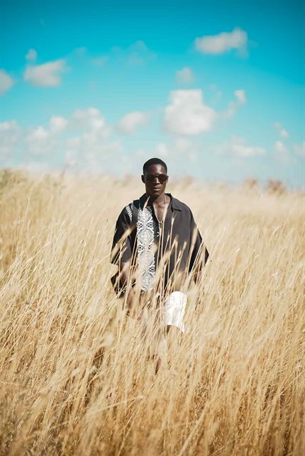 Erkek Nakış Desenli Kısa Kollu Süper Oversize Gömlek Siyah