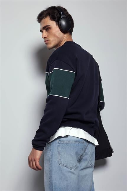 Erkek Nakışlı Blok Detaylı Oversize Sweatshirt Lacivert