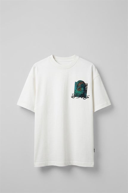Erkek Otantik Desenli 3D Sırt Baskılı T-Shirt Beyaz
