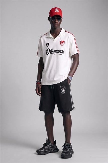 Erkek Oversize Ay Yıldız Detaylı Polo Yaka Forma T-Shirt Ekru