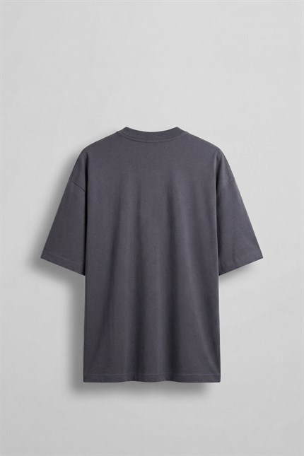 Erkek Oversize Basic Minimal Logo Nakışlı T-Shirt Antrasit