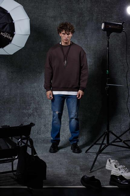 Erkek Oversize Bisiklet Yaka Basic Sweatshirt Kahverengi