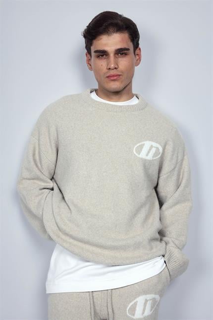 Erkek Oversize Boxy Fit Logo Detaylı Tüylü Kazak Bej