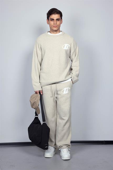 Erkek Oversize Boxy Fit Logo Detaylı Tüylü Kazak Bej