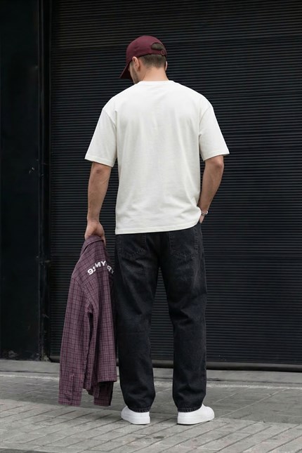 Erkek Oversize Çiçek Nakışlı T-Shirt Beyaz