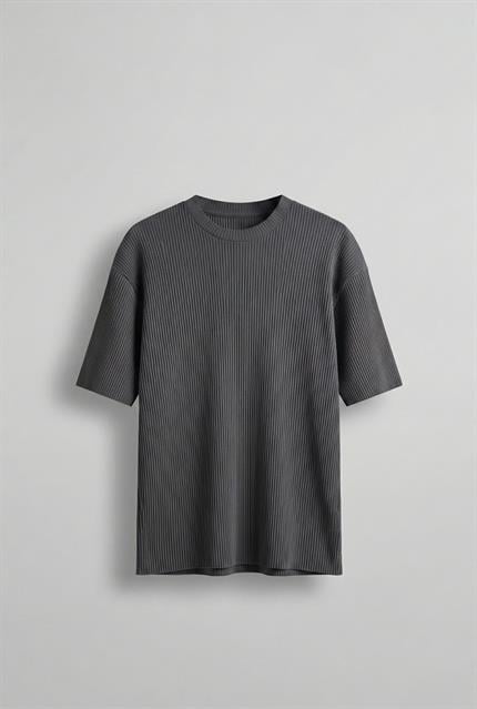 Erkek Oversize Çizgi Desenli Esnek Ve Hafif Rahat Yazlık T-Shirt Füme