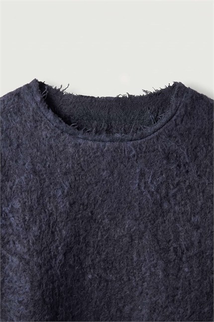 Erkek Oversize Dokulu Pis Yaka Kazak Lacivert