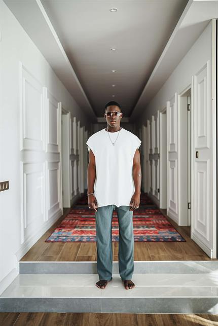 Erkek Oversize Dokulu Yuvarlak Yaka Kolsuz T-Shirt Beyaz
