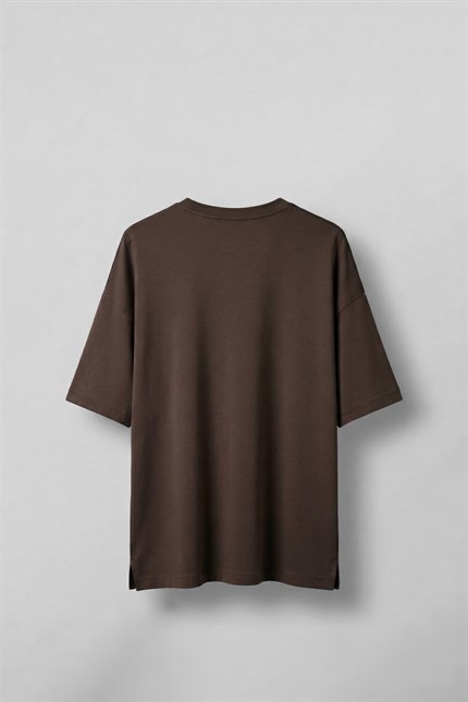 Erkek Oversize Esnek Kumaş Basic T-Shirt Kahverengi