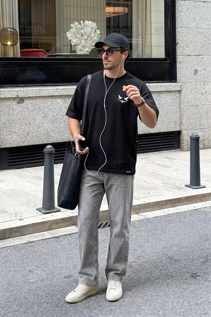 Erkek Oversize Fermuar Detaylı Minimal Nakışlı T-Shirt Siyah