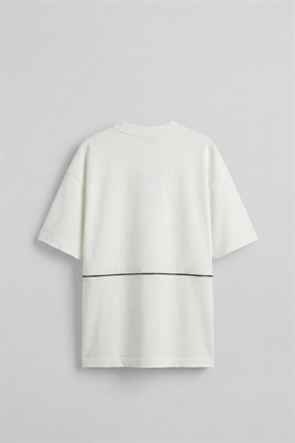 Erkek Oversize Fermuar Detaylı Minimal Nakışlı T-Shirt Ekru
