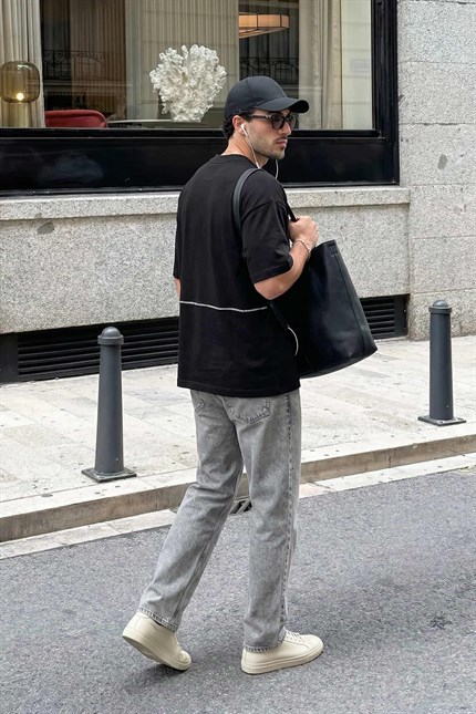 Erkek Oversize Fermuar Detaylı Minimal Nakışlı T-Shirt Siyah