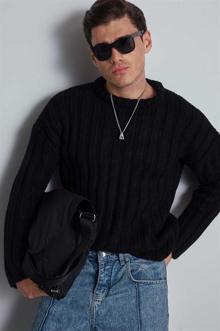 Erkek Oversize Kalın Fitilli Triko Kazak Siyah