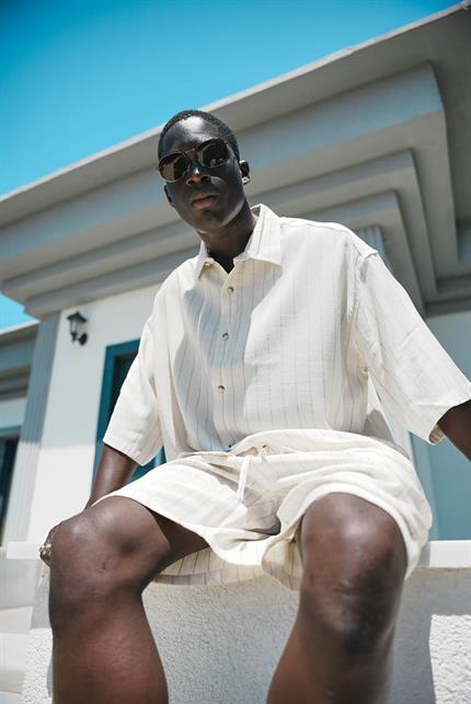 Erkek Oversize Keten Görünümlü Kısa Kollu Çizgili Gömlek Bej