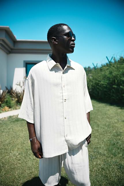 Erkek Oversize Keten Görünümlü Kısa Kollu Çizgili Gömlek Bej