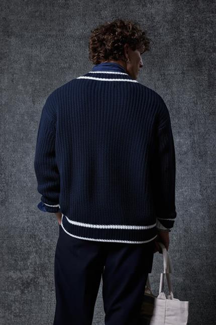 Erkek Oversize Kontrast Şeritli Düğmeli Örme Hırka Lacivert