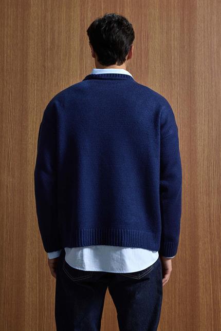 Erkek Oversize Limited Kabartma Baskılı Triko Kazak Lacivert