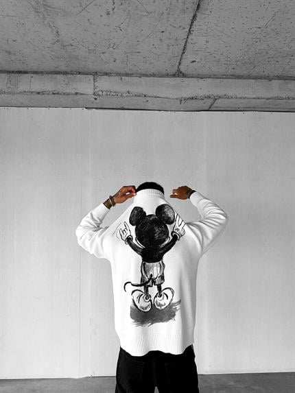 Erkek Oversize Mickey Mouse Kabartma Baskılı Kazak Beyaz